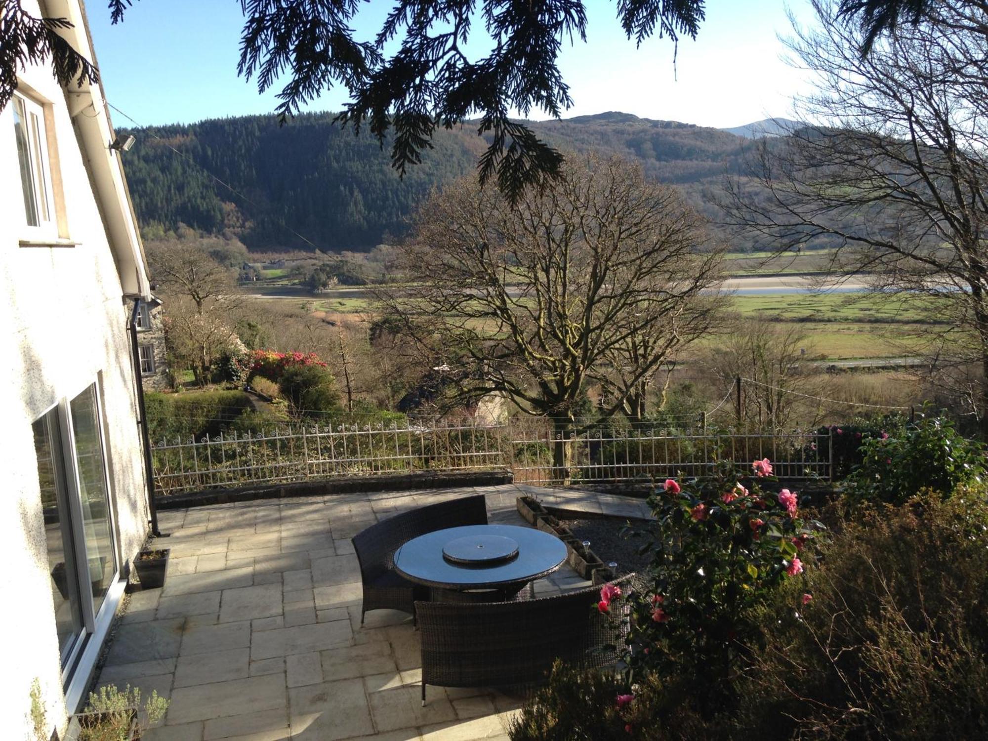 Вілла Snowdonia Mawddach Escape Долгелай Екстер'єр фото