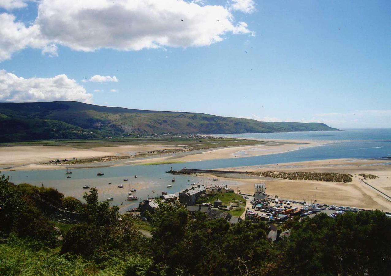 Вілла Snowdonia Mawddach Escape Долгелай Екстер'єр фото