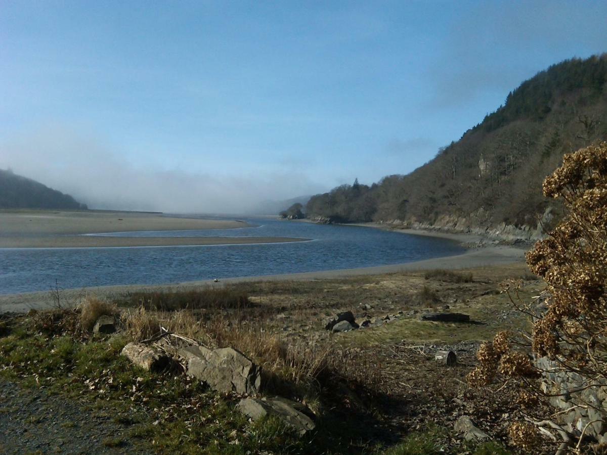 Вілла Snowdonia Mawddach Escape Долгелай Екстер'єр фото
